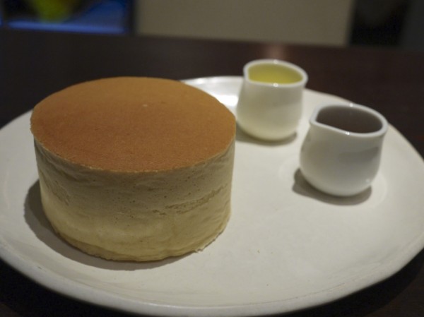 横浜SONJINのパンケーキ